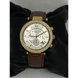 Michael Kors MK6119 Women's Brown Leather Analog White Dial Quartz Watch XX463